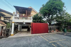 Exterior - BKK Lat Phrao Villa (Bangkok)