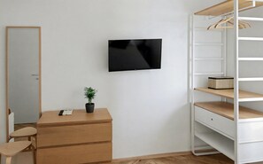 Classic Suite, Balcony | Iron/ironing board, free WiFi