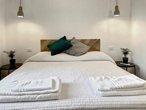 Iron/ironing board, free WiFi