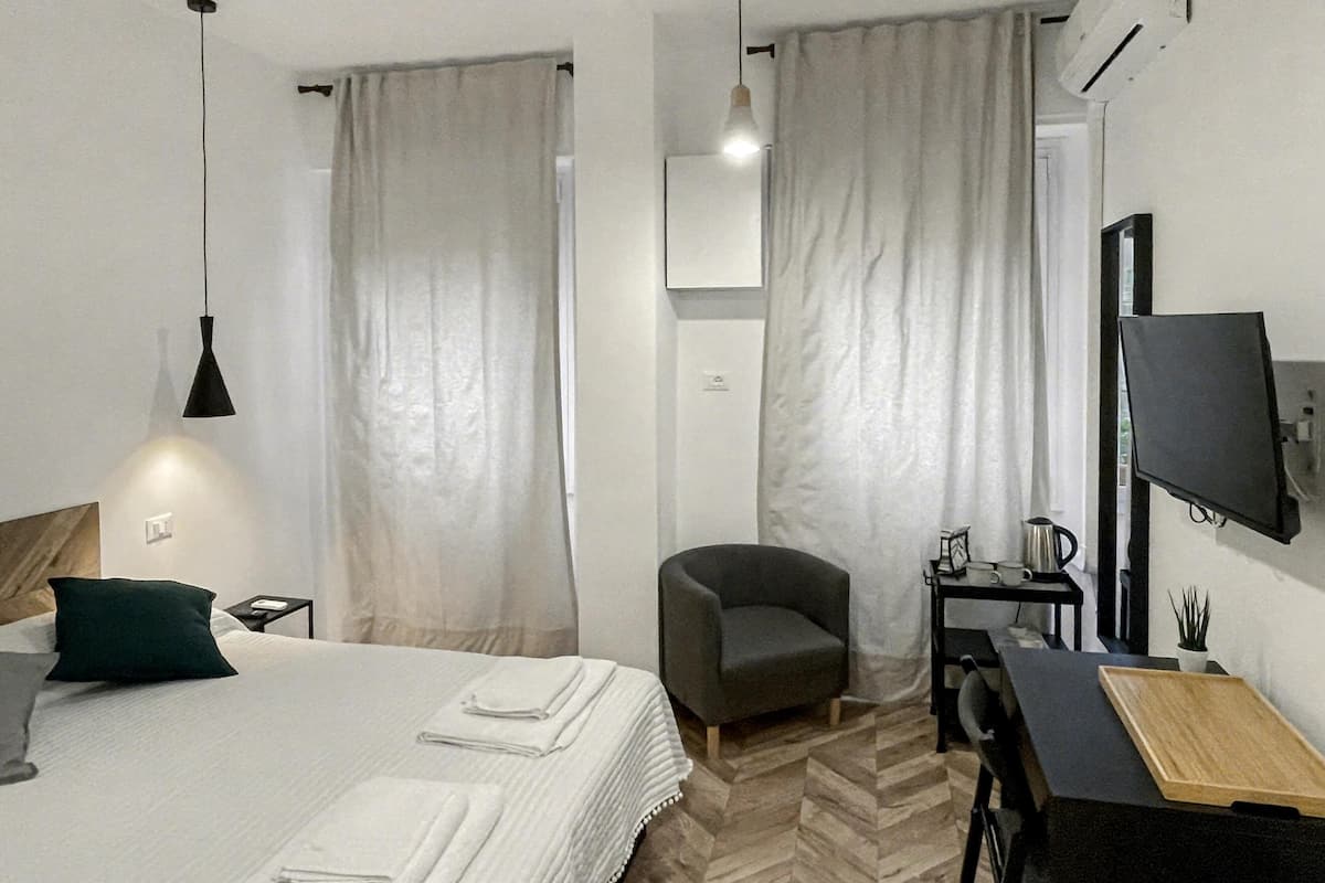 Bügeleisen/Bügelbrett, kostenloses WLAN