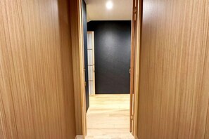 Room - Kin・Ashihara (Osaka)