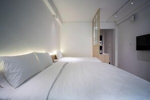 Room - The Proper Building (Ho Chi Minh City)