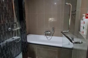 Room - 1 bed 1 bath @Thonglor near The Commons (Bangkok)