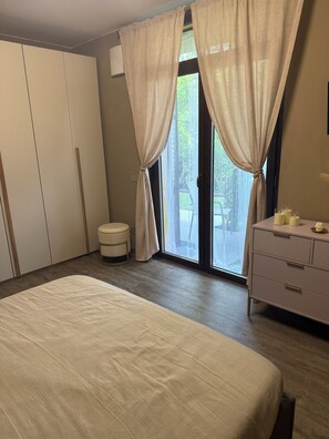 1 soverom, strykejern/-brett, wi-fi (inkludert) og sengetøy