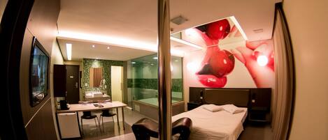 Superior Suite with Hydro