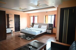 Room - Hotel Tulusi Inn (Bolpur)