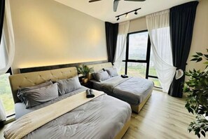 Room - Mosaic 3Bedroom Dark Elegance with Bathtub 8-13pax (Plentong)