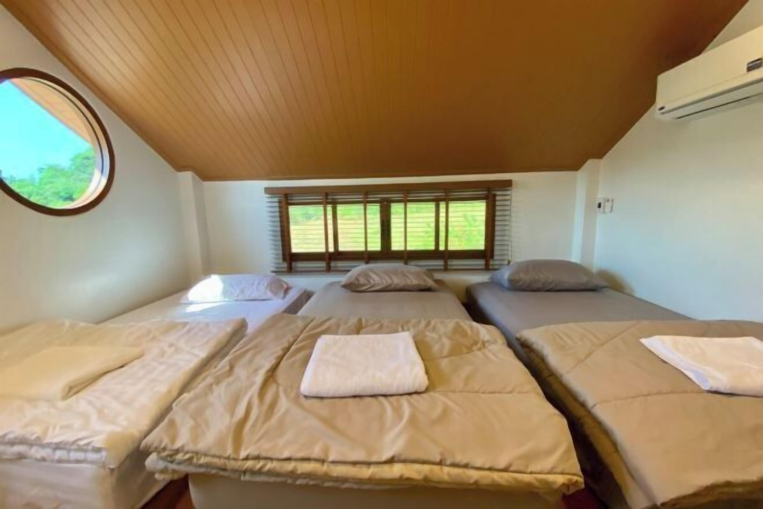 أسرّة أطفال/رضّع