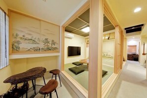 Room - Kamado and Tsuboyunoyado Osaka Minami (Osaka)