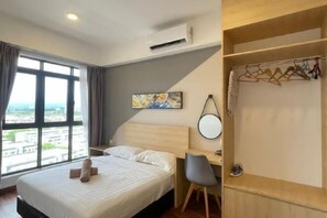 Room - Urban Retreat @ K Avenue • Pool • Paid Parking (Donggongon)