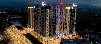 Urban Retreat @ K Avenue • Pool • Paid Parking
