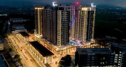 Urban Retreat @ K Avenue • Pool • Paid Parking