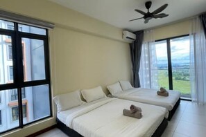 Room - Urban Retreat @ K Avenue • Pool • Paid Parking (Donggongon)
