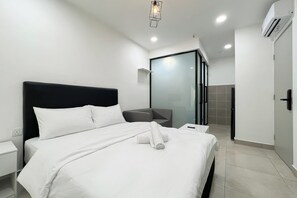 ลักซ์ชัวรี่สตูดิโอ | เตา�รีด/โต๊ะรีดผ้า, Wi-Fi ฟรี