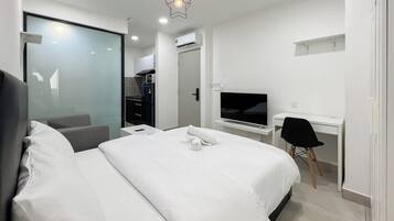 Luxury Studio | Seterika/papan seterika, Wi-fi percuma
