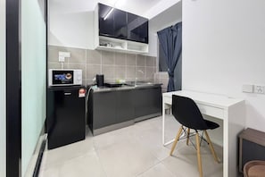 Deluxe Studio | Living area