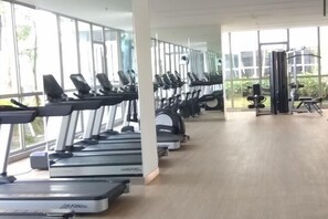 Gym - Gold Coast Pik Atlantic Sea View Apartment Minimum 2 Nights Stay (North Jakarta)