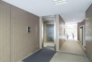 Interior - Raiwa Mansion Minami Azabu (Tokyo)