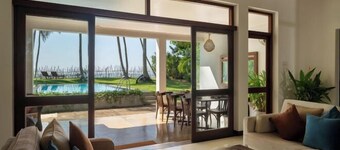 Ranna Beach House - Your own haven by the beach