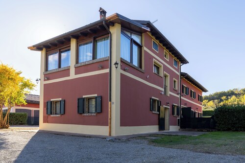 Borgo Malvasia- La Cascina
