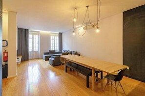 Restaurant - N Apartments - Luís (Porto)