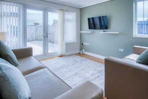 Room - Ridgeway Hideaway - 1 Bedroom Holiday Home - Manorbier (Tenby)