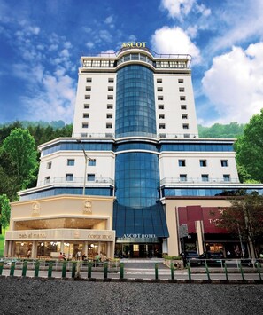 Fachada de la propiedad