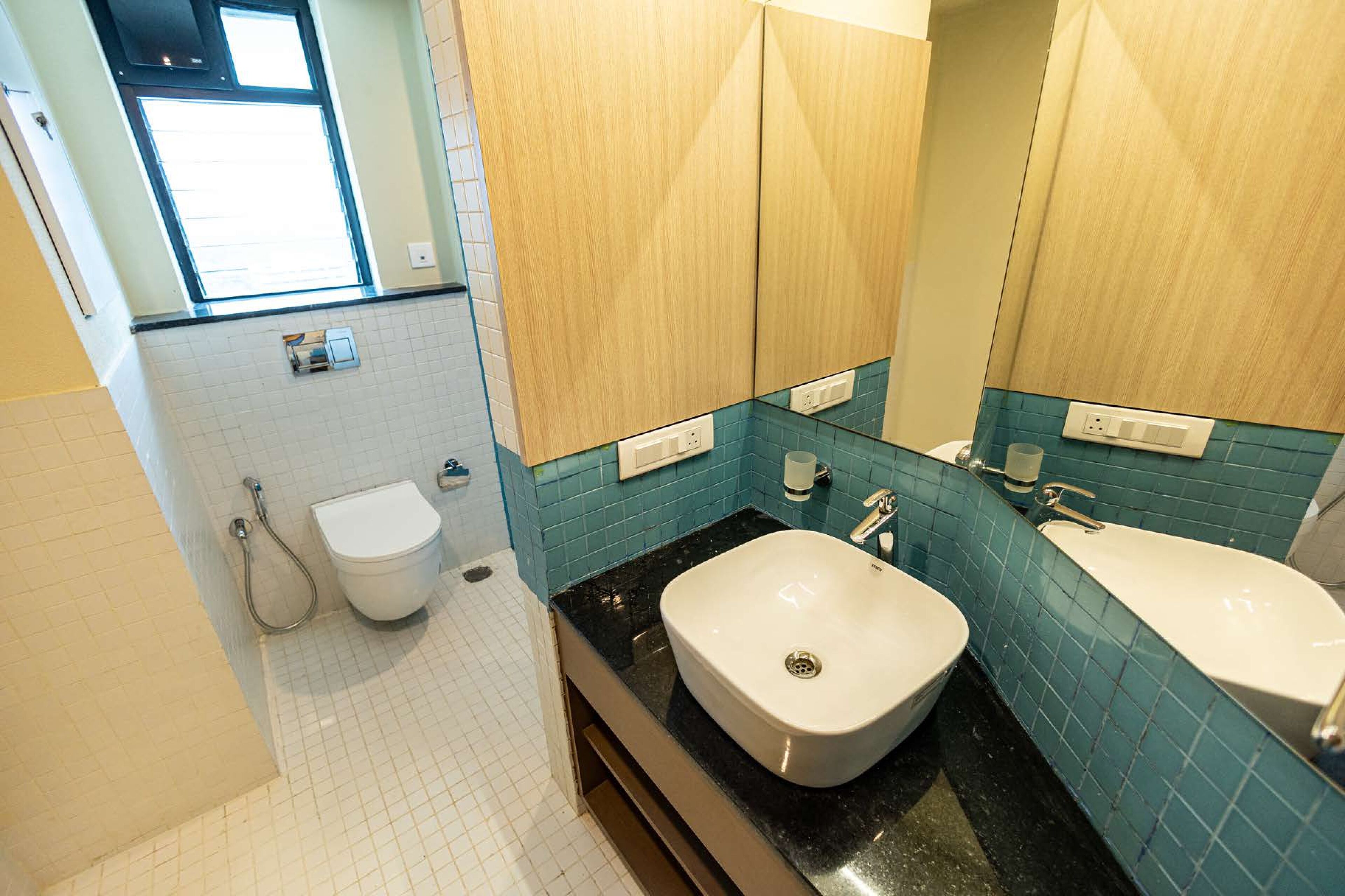 Superior Double Room, City View | Bathroom | Slippers