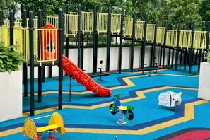 Children's area - KL Central 31st floor KLCC view (Kuala Lumpur)