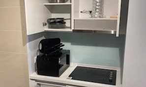 Private kitchen - KL Central 31st floor KLCC view (Kuala Lumpur)