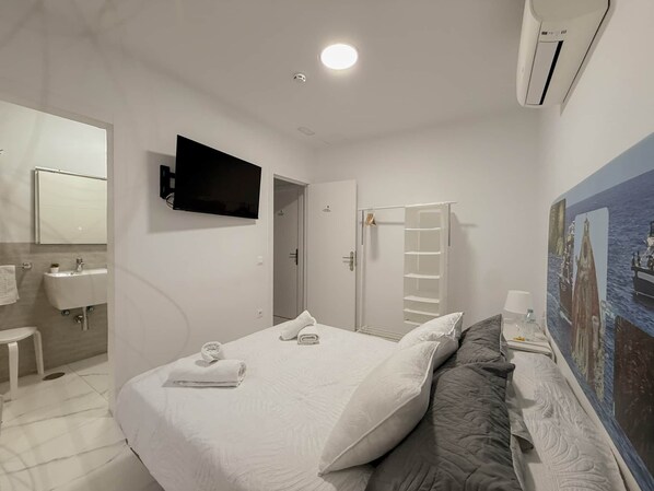 1 habitación, wifi y ropa de cama