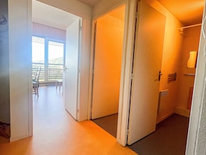 Interior - Modern duplex for 8, lake view, near slopes (Besse-et-Saint-Anastaise-Super Besse)