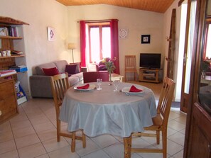 Interior - Country cottage with pets allowed near Roanne (Neulise)