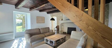 Televisor i taula de tennis de taula