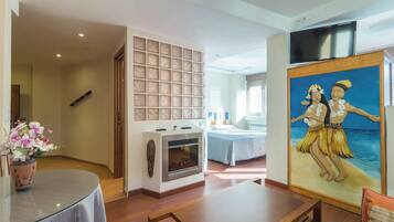 Luxury Studio Suite | Living area