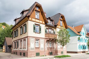 Exterior - Characterful flat,  113 m², near the garden show / railway station (Baiersbronn)