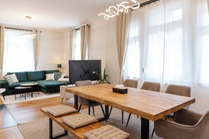 Dining - Characterful flat,  113 m², near the garden show / railway station (Baiersbronn)