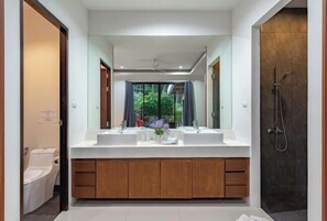 Cribs/infant beds - Modern 3 Bedroom Boutique Pool Villa (Phuket)