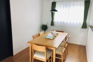 Room - R&L House (Fujisawa)