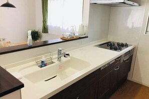 Room - R&L House (Fujisawa)