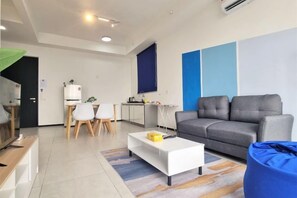 Unclassified image, 3 of 18, button - Skyblue 2 Rooms Apartment, 4+2 Pax @ Urban Suites (George Town)