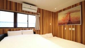 Room - H-Shinsaibashi (Osaka)