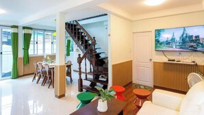 Living area - Friend House BKK (Bangkok)