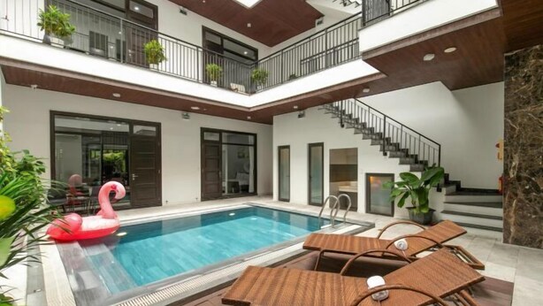 Indoor pool - Luxury 9BR Villa by the Sea, Pool, BBQ,Walk to My Khe (Da Nang)