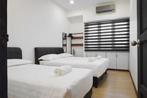Room - IpohComfortHomestay, 4-10pax 10mins to attraction (Ipoh)