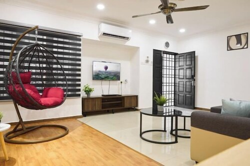 IpohComfortHomestay, 4-10pax 10mins to attraction