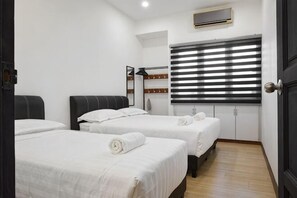 Room - IpohComfortHomestay, 4-10pax 10mins to attraction (Ipoh)