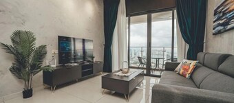 Danga Bay SeaView 3BR BigBalcony