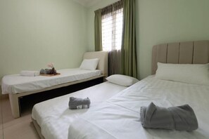 Room - Cozy Resort-Feel 3 Bedroom Netflix 10pax (Seri Kembangan)