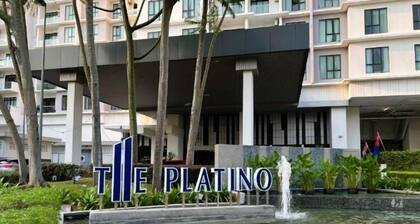 The Platino Sweet Peony 3BR8Pax @ Paradigm Mall